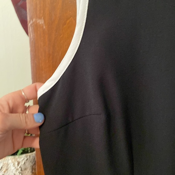 Cute black and white vintage sleeveless midi dress 😍😍😍 - Picture 6 of 10